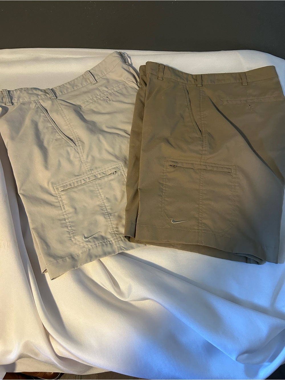 Nike Men’s Tan and Khaki Golf Shorts in Very Good Condition.